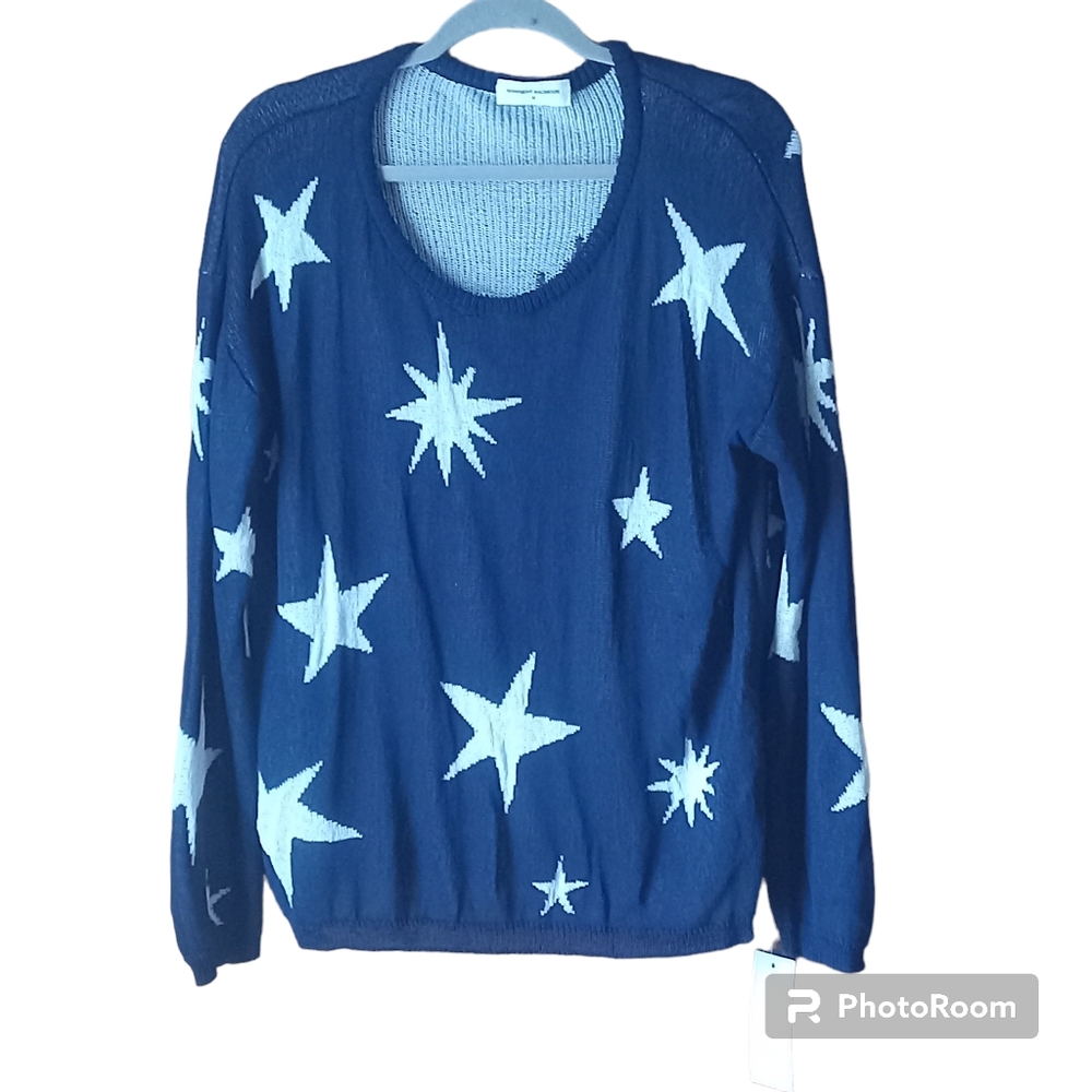 Goodnight Macaroon NWT Medium Star Print Sweater Blue & White